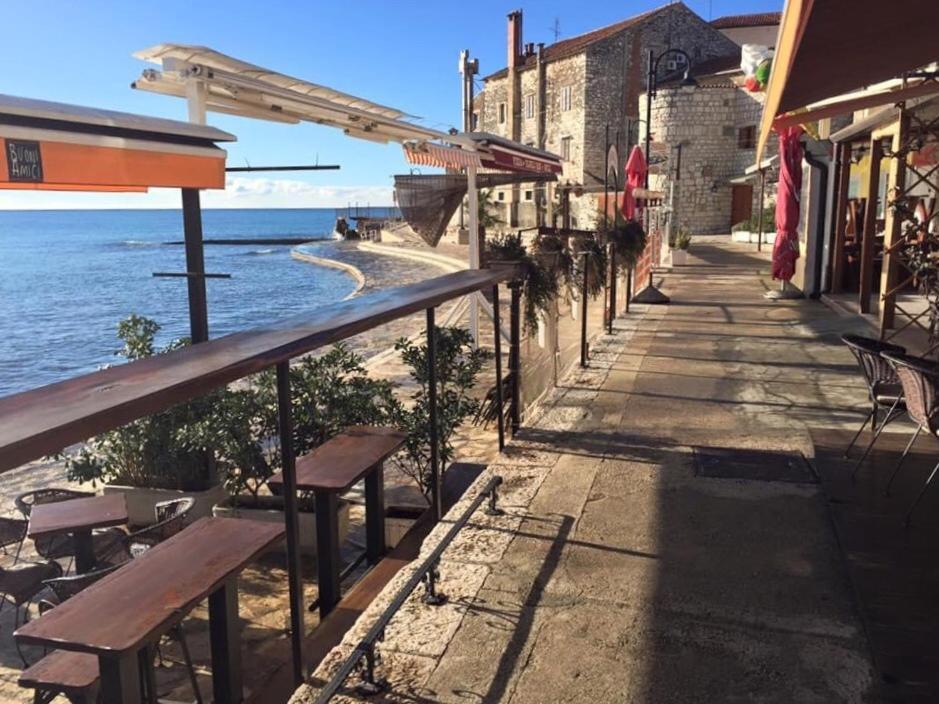 Seafront Apartment Jadri 우마그 외부 사진