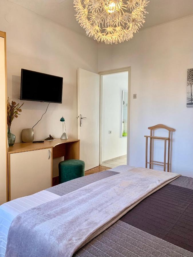 Seafront Apartment Jadri 우마그 외부 사진
